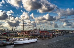 Söker du bidrag för fortbildning och nätverk inom konst och kultur?